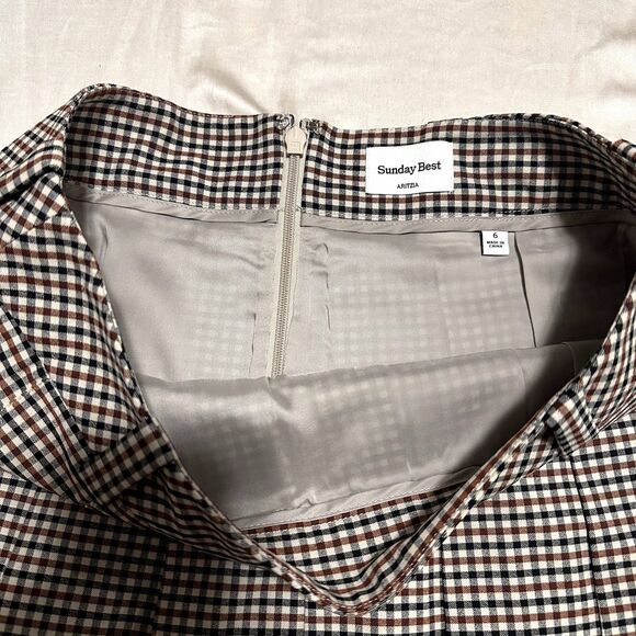 Aritzia Sunday Best Olive Micro Skirt in LILIANA BEIGE/BLACK NWT - Picture 12 of 13